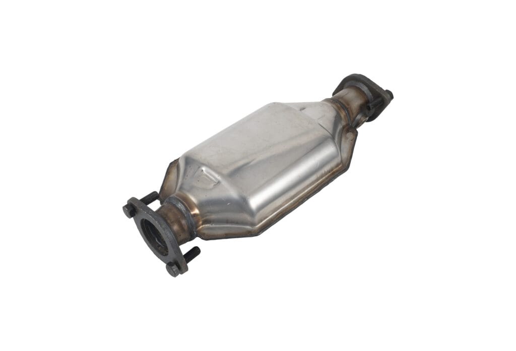 مٹسوبشی چیتا 4 سلنڈر سوراخ شدہ تین طرفہ کیٹلیٹک کنورٹر