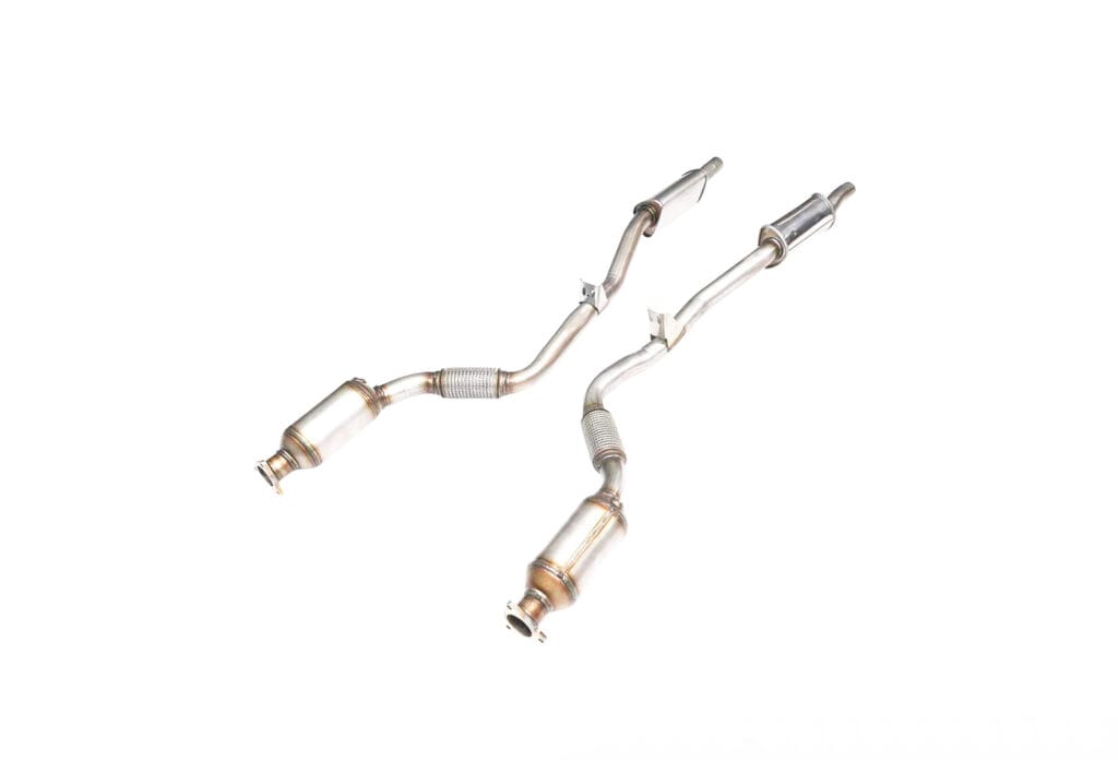 Ultimate Audi A6L 2.4 Catalytic Converter: OEM vs Aftermarket 3 Audi A6L 2.4 Three-Way Catalytic Converter